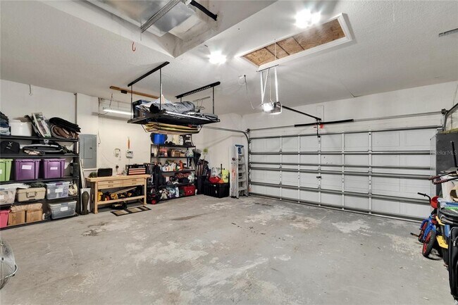Building Photo - 12802 Cattail Shore Ln
