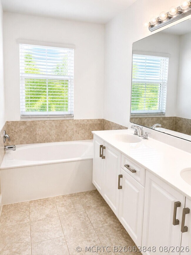 Building Photo - 5903 Monterra Club Dr