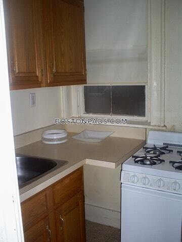 Building Photo - 46 Westland Ave