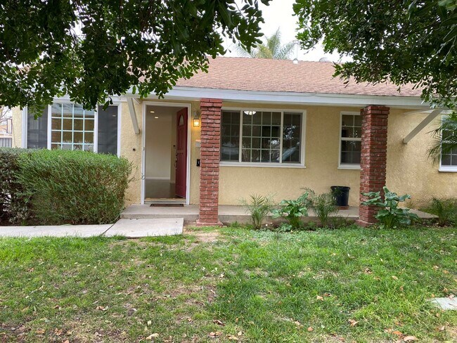 Primary Photo - 17535-17537 Baltar Street