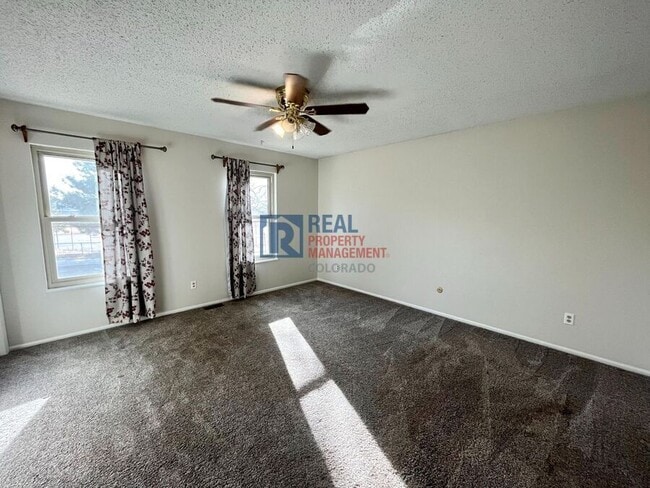 Building Photo - 5070 Montebello Pl