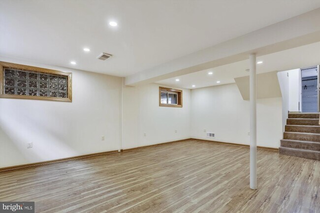 Building Photo - 6403 Tone Dr