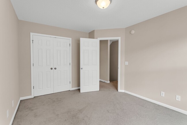 Building Photo - 13 Cypress Ln