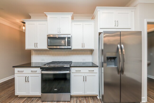 Building Photo - 3604 Silvery Wy