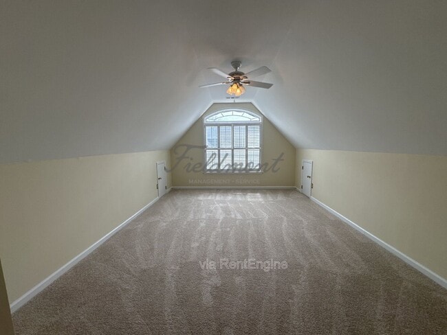 Building Photo - 102 Wyndham Ct