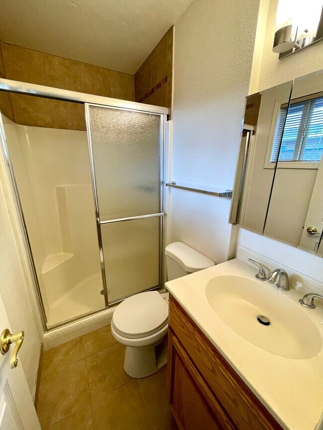 Building Photo - 2988 Cisco Dr S