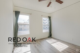 Building Photo - Spacious and Bright One Bedroom Featuring ...