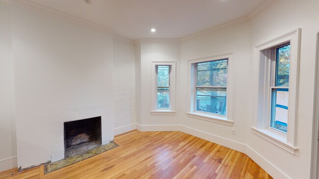 Building Photo - 60 Kirkland St