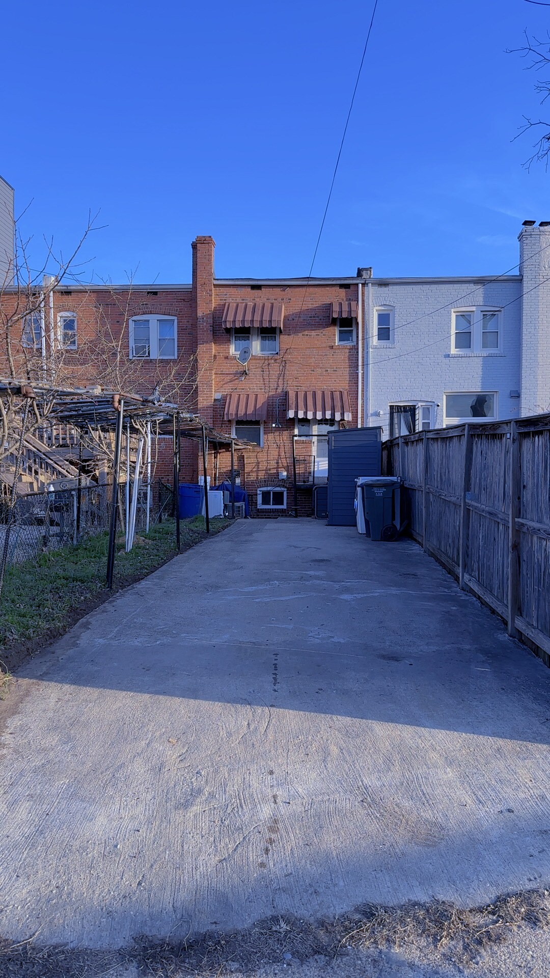 Building Photo - 1535 K St SE