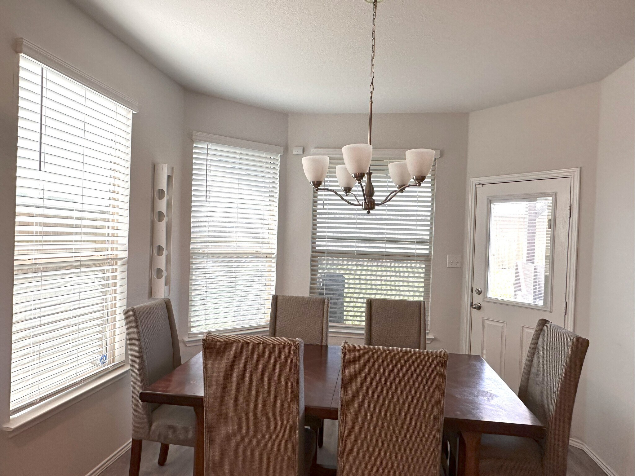 Building Photo - 2218 Wigeon Way