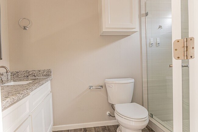Building Photo - 5808 Sandpiper Ave