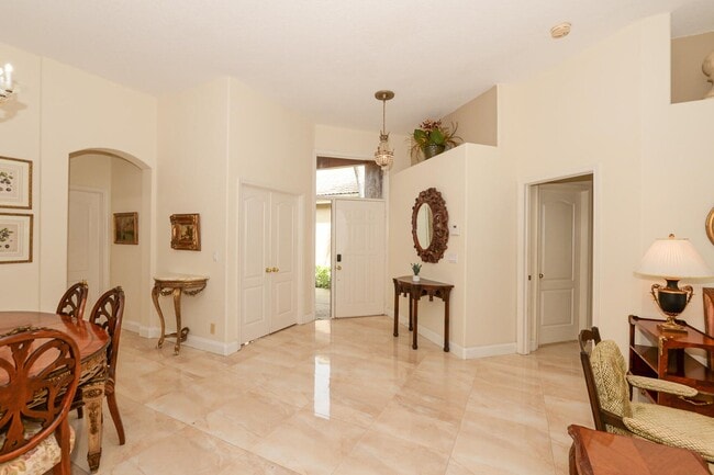 Building Photo - 8417 Quail Meadow Way