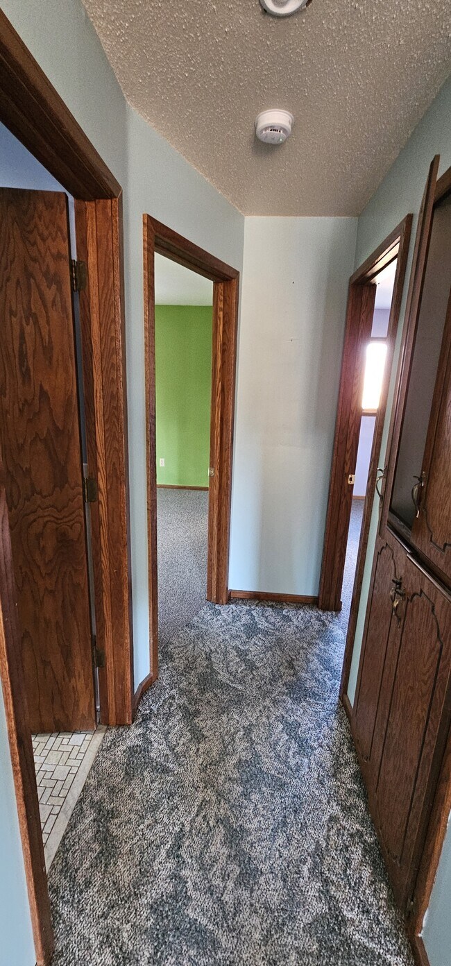 Building Photo - 2020 Crosstown Blvd NE