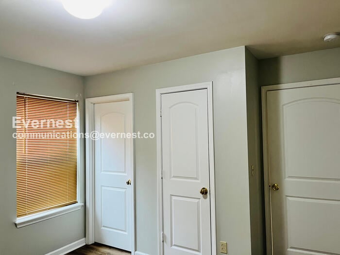 Building Photo - 3157 Lauren Evelyn Way