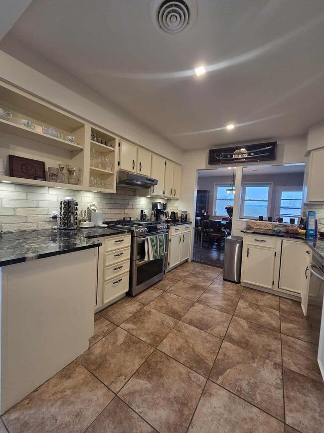 Building Photo - Gorgeous home for Rent!