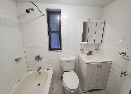 Building Photo - 1 bedroom in New York NY 10040