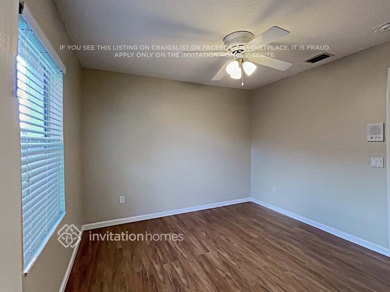 Building Photo - 649 Blueberry Dr