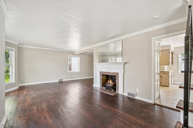 Building Photo - 4016 Bayard Rd