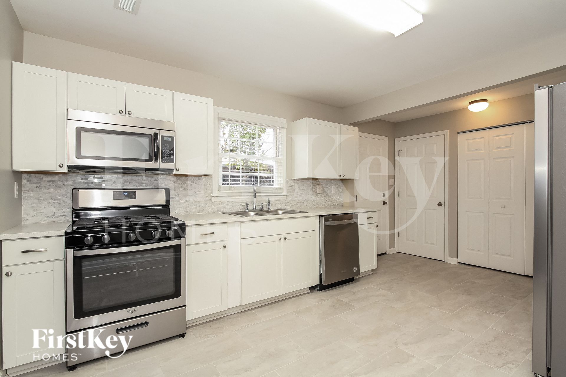 Building Photo - 3610 Bardot Dr