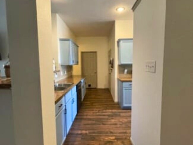 Building Photo - 1012 Morris Ranch Ct