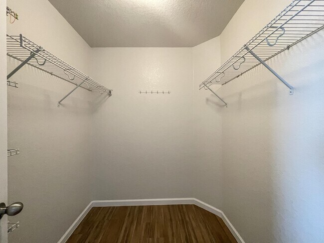 Building Photo - 1009 Mellow Breeze