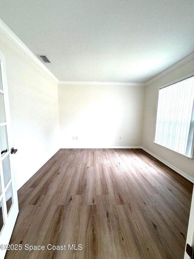 Building Photo - 1470 Kodak Dr