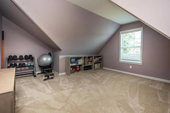 Building Photo - 10492 Ashfarm Way