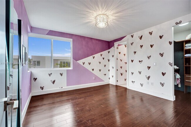 Building Photo - 10223 NW 75th Terrace