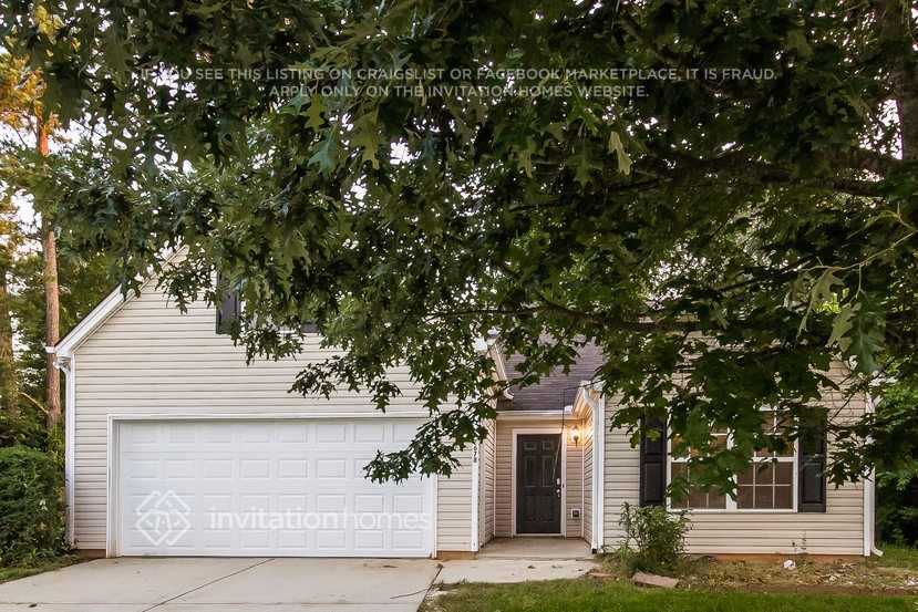 Building Photo - 2678 Buena Vista Cir