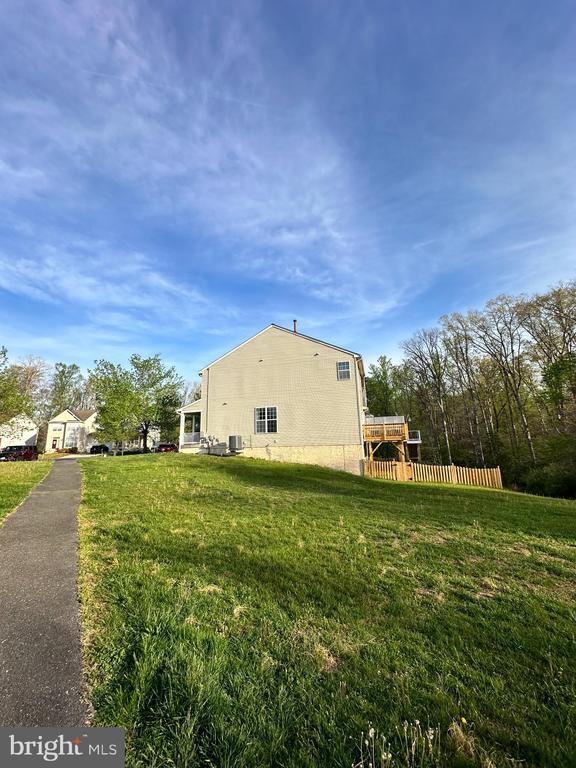 Building Photo - 20 Puller Pl