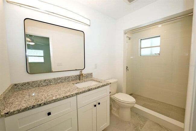 Building Photo - 391 Gulf Breeze Blvd