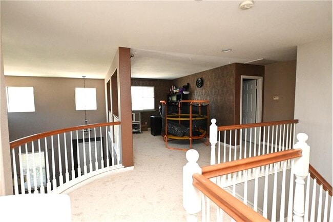 Building Photo - 930 Prism Dr