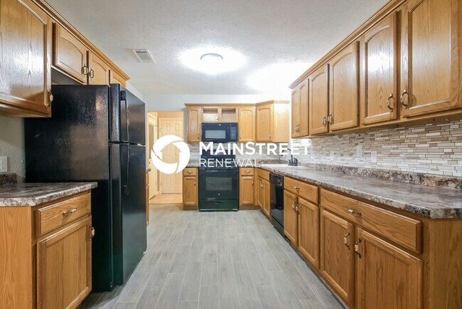 Building Photo - 4 Bedroom Pet-Friendly Home in Burleson, T...