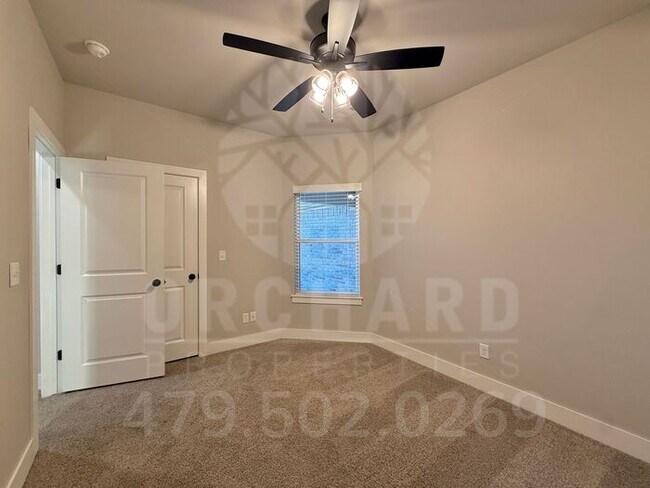 Building Photo - Tontitown- Single-Family Home- Desirable Hickorywood Plan- 4 Bedroom!