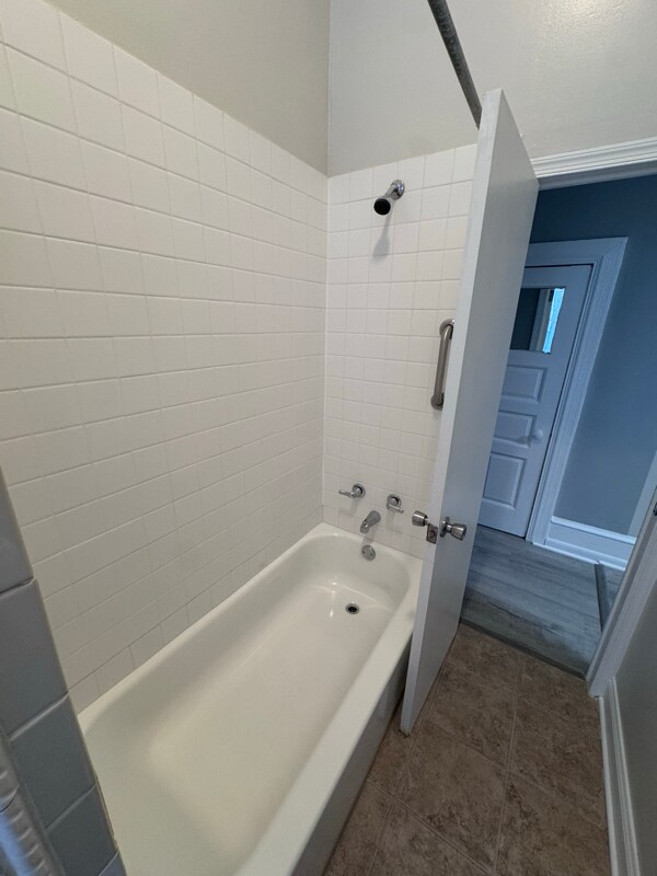Building Photo - 4236 Parkside Ave