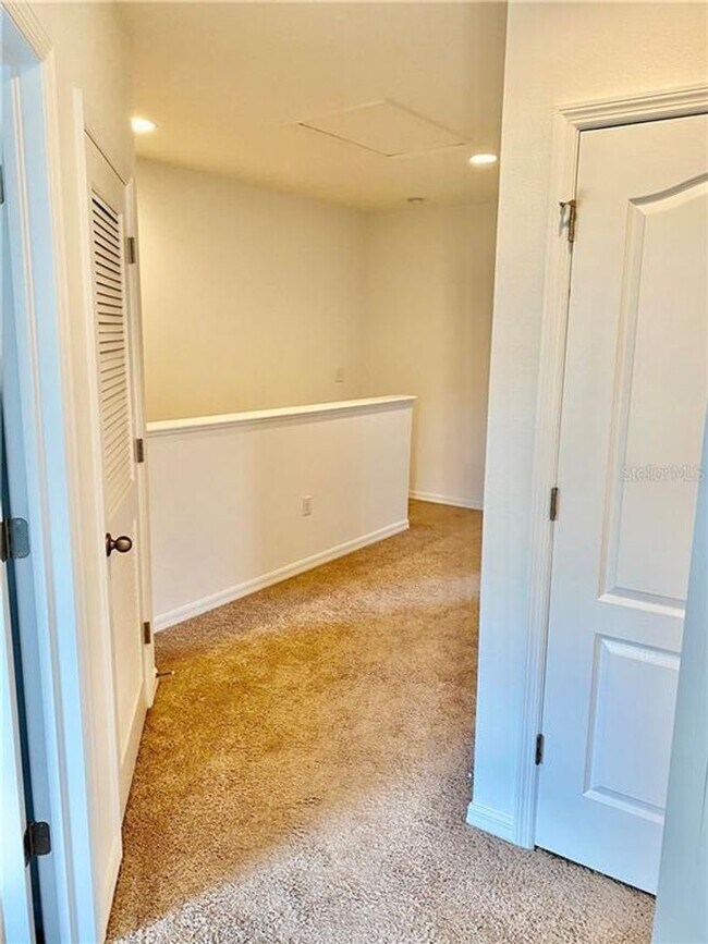 Building Photo - There’s No Place Like This 2-Story 3 BR, 2.5 BA Hidden River Townhome!