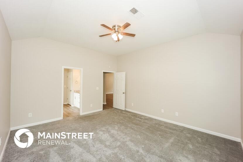 Building Photo - 5517 Jerome Rd