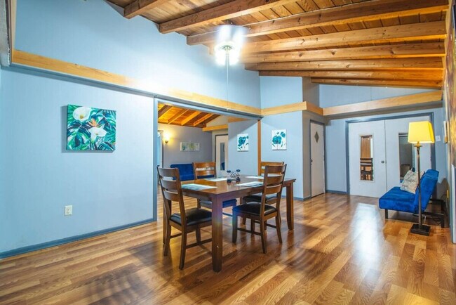 Building Photo - 1735 Grayson Dr