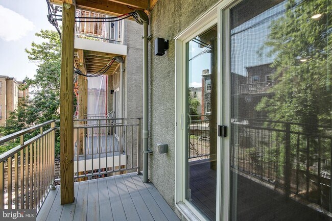 Building Photo - 2019 N College Ave