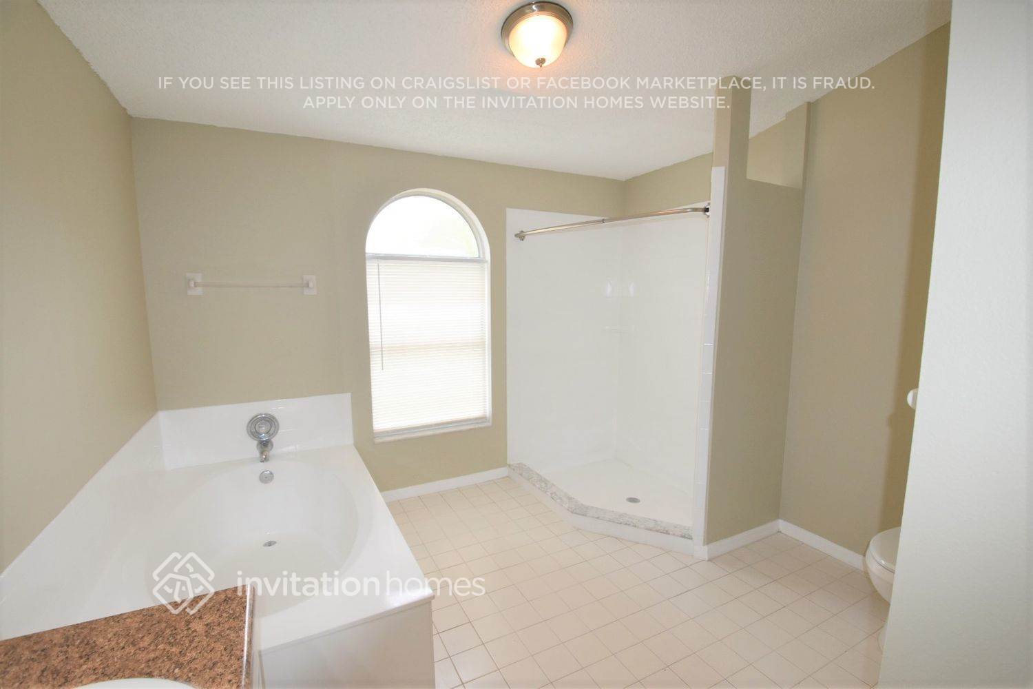 Building Photo - 4061 Prairie View Dr N