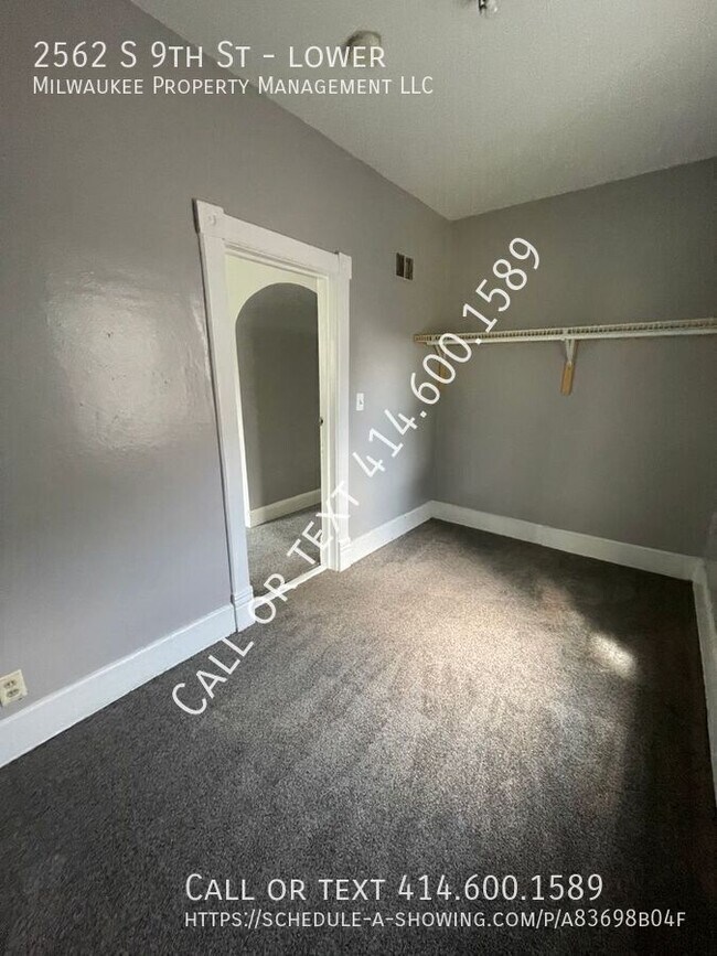 Building Photo - 2562 S 9th St