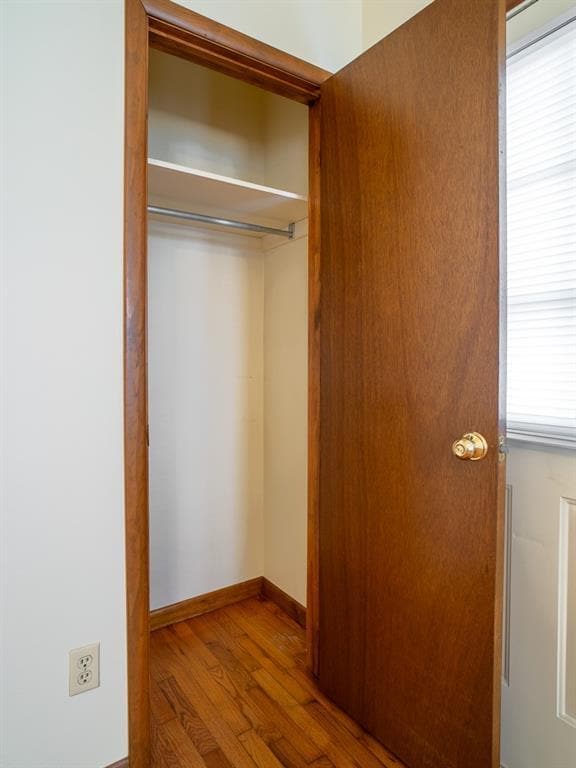 Building Photo - 1702 W Cypress St