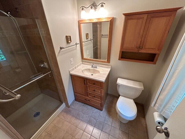 Building Photo - 4545 Manchester Dr