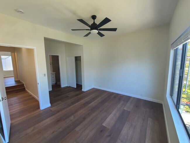 Building Photo - Spacious and remodeled 2 Bed 2.5 baths in ...