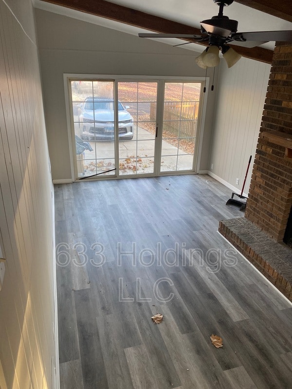 Building Photo - 3807 N Faber Ave