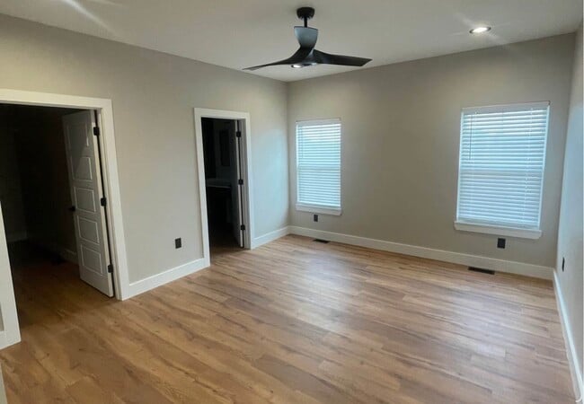 Building Photo - 1091 Dahl Rd