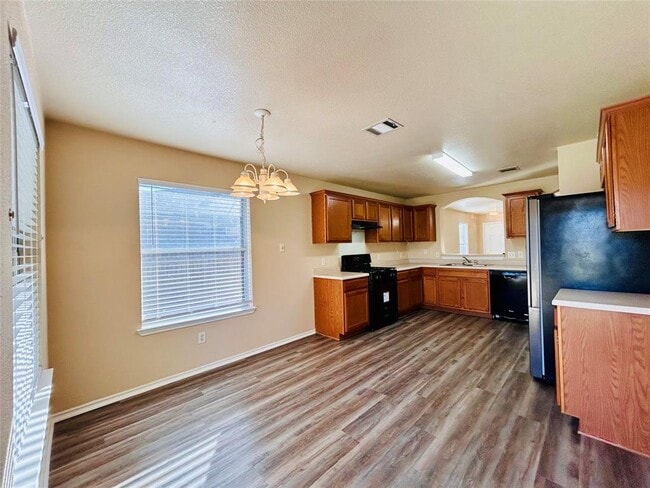 Building Photo - 1212 Sleepytime Trail