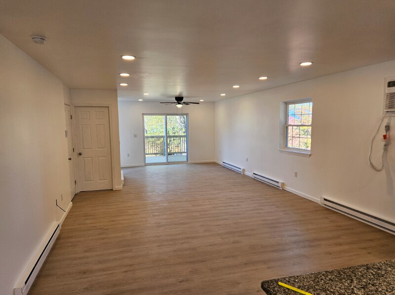 Building Photo - 1117 Valhalla Dr