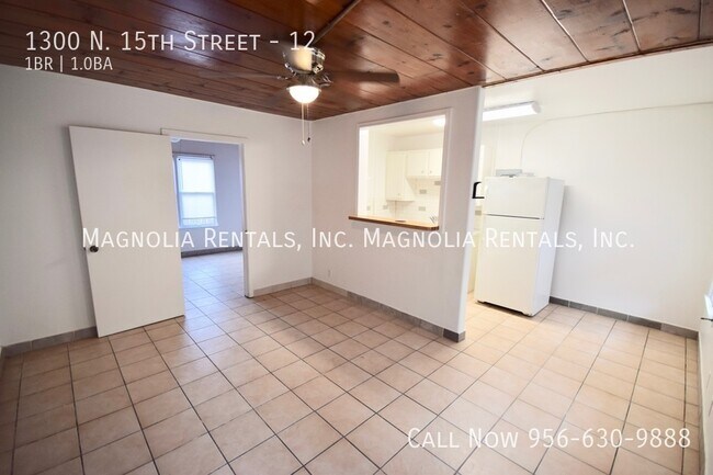 Building Photo - 1300 N 15th St