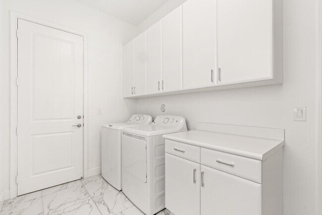 Building Photo - 13185 Mount Columbia Terrace